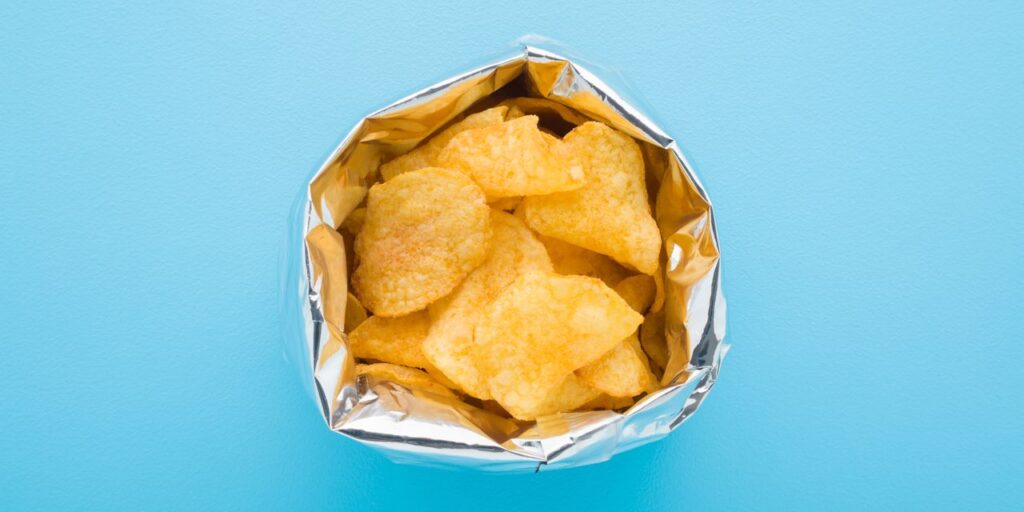 9 Common Snacking Mistakes Dietitians Wish You'd Stop Making