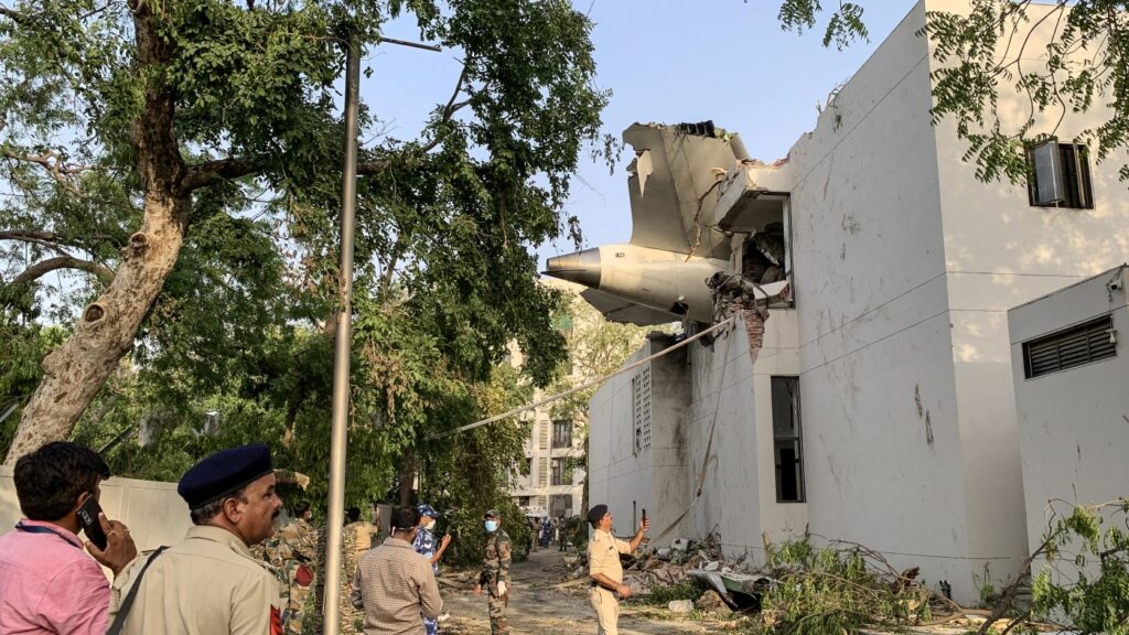 An expert weighs in on the Air India Boeing 787 Dreamliner crash : NPR