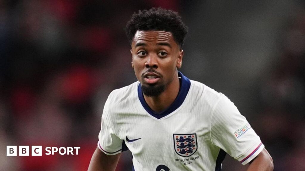 Angel Gomes playing for England against the Republic of Ireland in November 2024