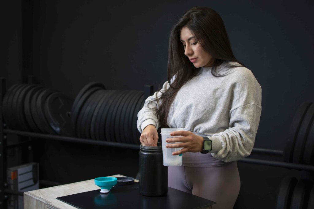 BCAA vs. Creatine: Benefits, Differences, Usage