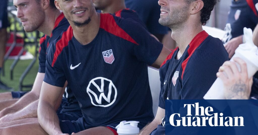 Christian Pulisic’s father tells Landon Donovan to ‘grow a pair’ after criticism of son | Christian Pulisic