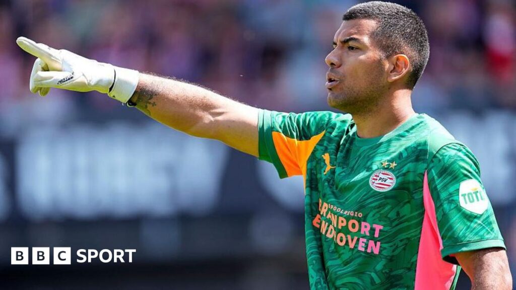 Walter Benitez playing for PSV Eindhoven