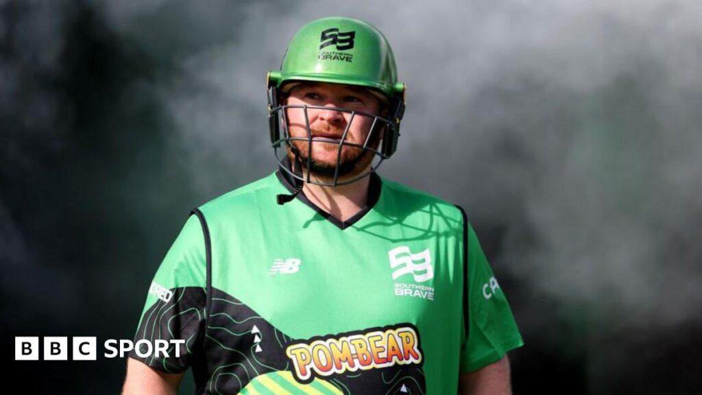 Paul Stirling trudges off after a low score playing for South Brave in The Hundred