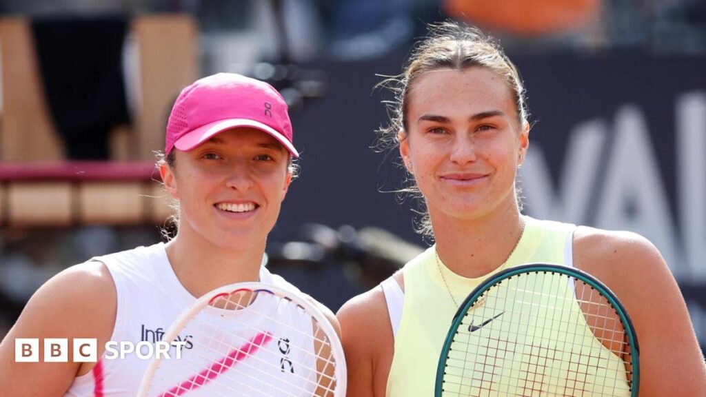 Iga Swiatek and Aryna Sabalenka pose before their last meeting at the 2024 Cincinnati Open