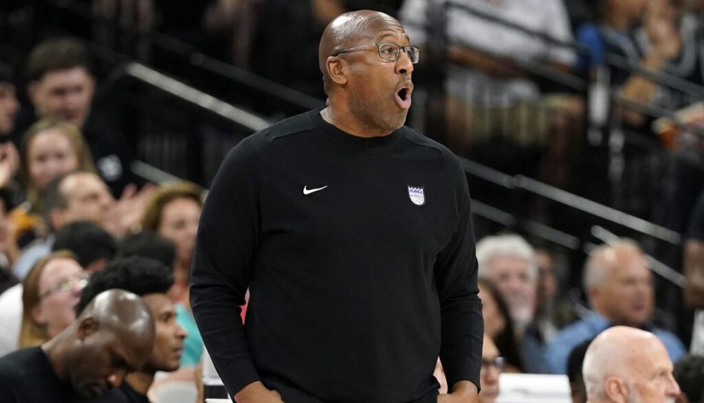 Latest buzz on Knicks' head coach search: Mike Brown to get second interview