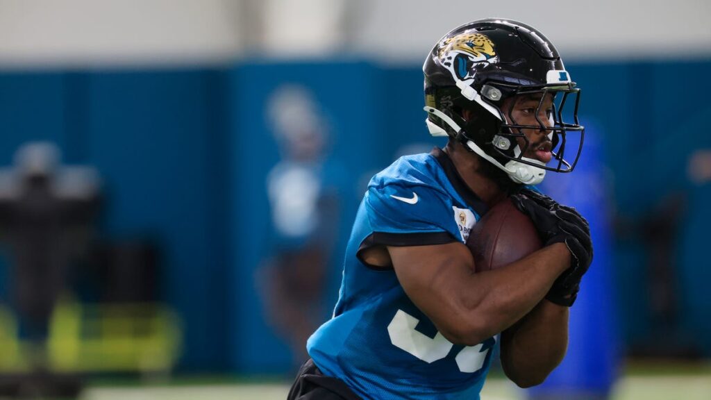 Liam Coen on Jaguars' RB Bhayshul Tuten's progress