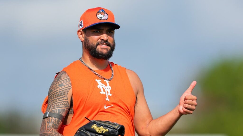 Mets’ Sean Manaea extremely sharp, Mark Vientos drives in three as rehab continues in Syracuse
