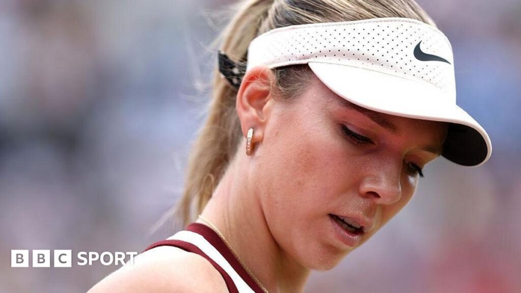 Katie Boulter looks down