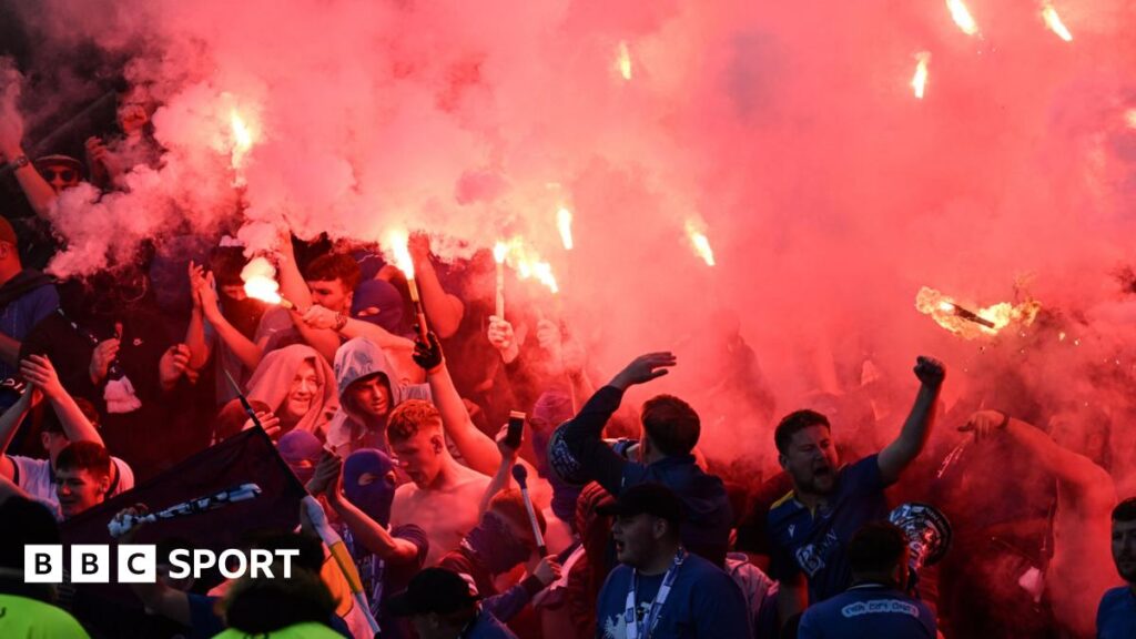 Fans with pyro