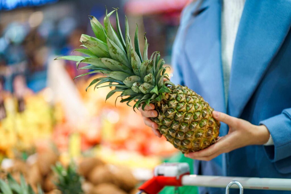 6 Ways to Pick the Juiciest Pineapple Every Time, According to Dietitians