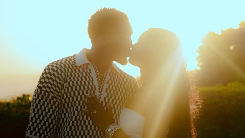 Cavaliers' Donovan Mitchell gets engaged to R&B singer Coco Jones