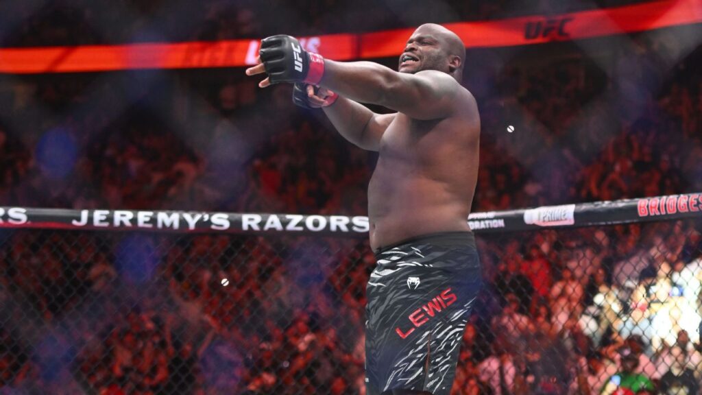 Derrick Lewis takes out Tallison Teixeira in 35 seconds at UFC Fight Night