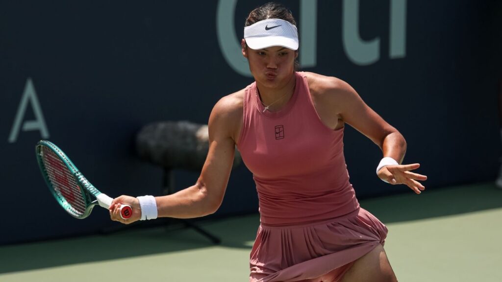 Emma Raducanu, Leylah Fernandez reach semifinals at D.C. Open