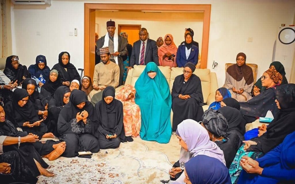 R-L (seated) First Lady of Nigeria Senator Oluremi Tinubu with widow of Late Former President Muhammadu Buhari Hajia Aisha Buhari with wives of State Governors, Wives of the Leadership of the National Assembly, Wives of Ministers, Wives of Service Chiefs, when the First Lady led them on a condolence visit to the Buharis at their Daura Residence on Saturday 19th July 2025
