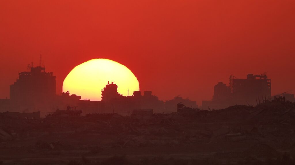 Israel reviewing Hamas response to ceasefire proposal
