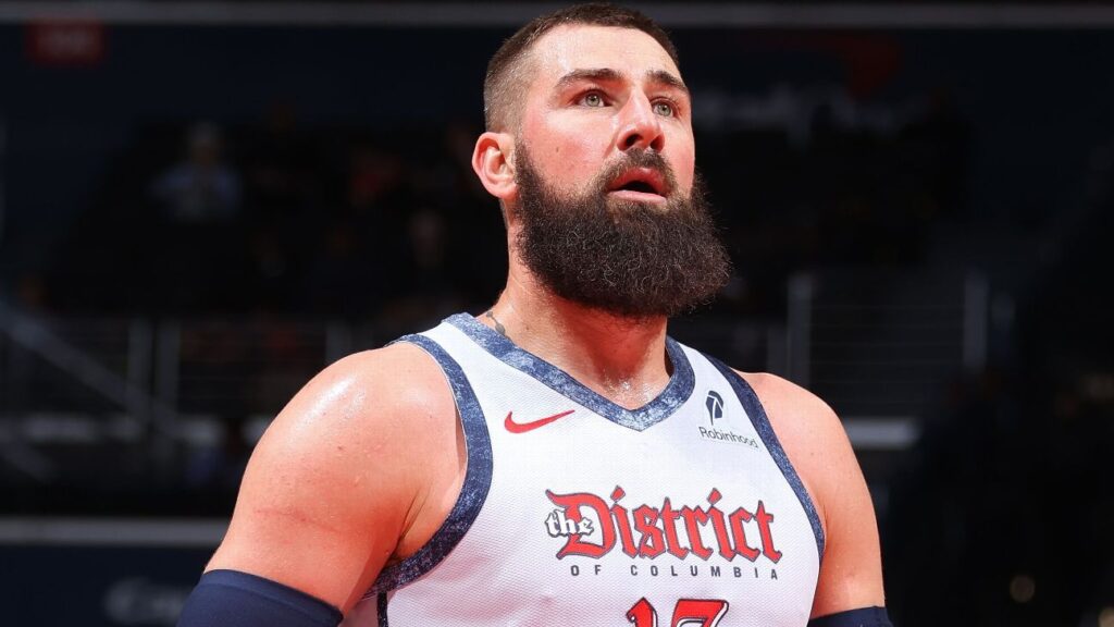 Jonas Valanciunas commits to Nuggets - 'Will give it my all'