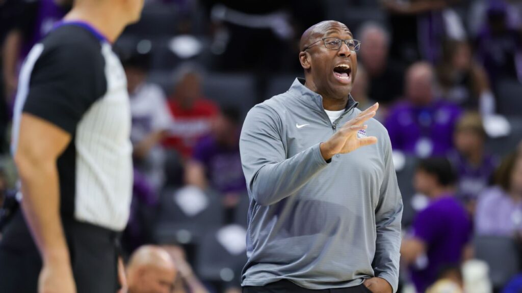 Knicks hire Mike Brown - How New York looks different in 2025-26