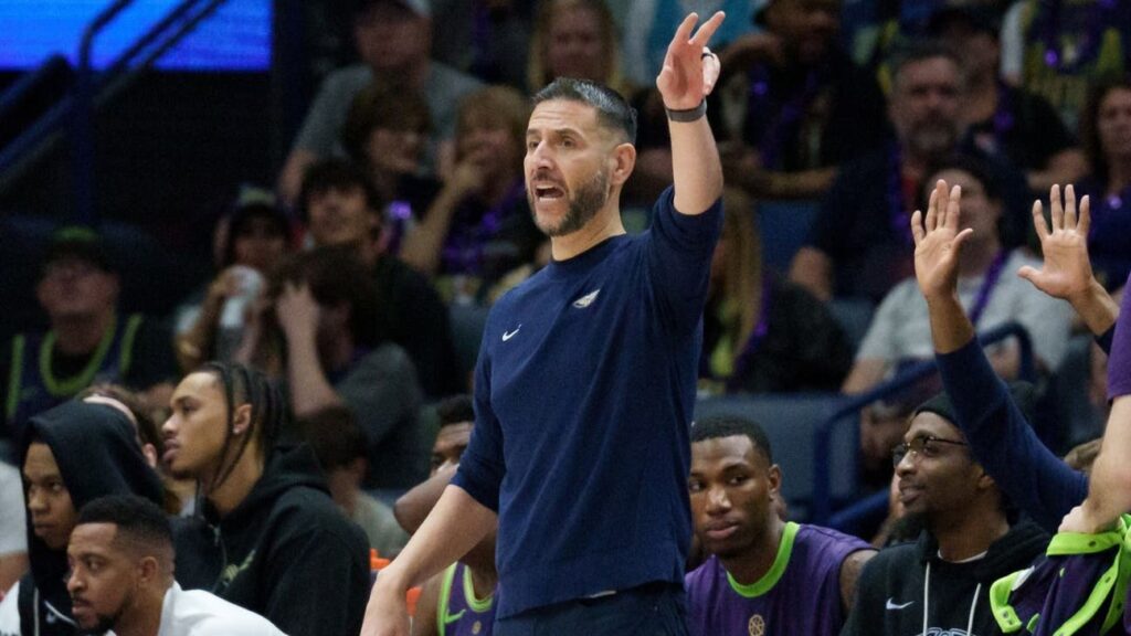 Knicks not adding Pelicans assistant James Borrego to Mike Brown's coaching staff