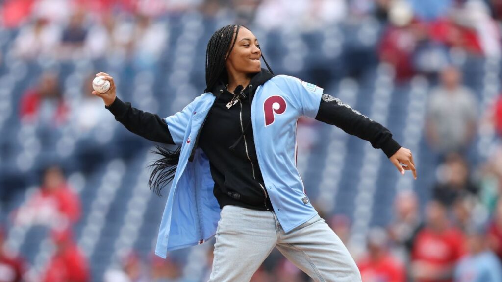 LLWS star Mo'ne Davis eyes women's pro baseball league spot