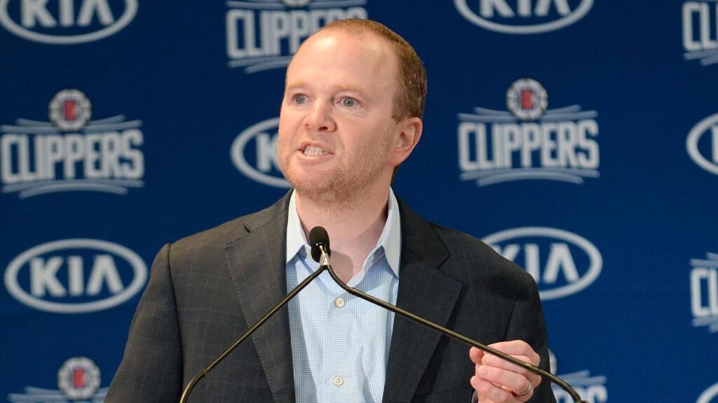 Lawrence Frank -- Clippers 'strongly considering' Chris Paul