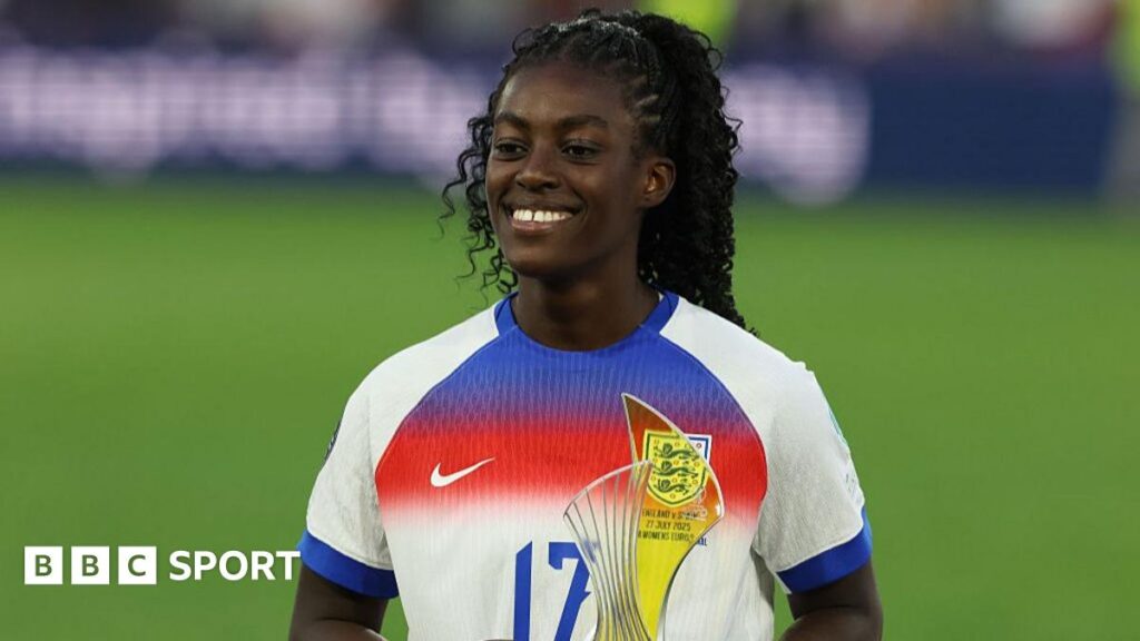 Michelle Agyemang with her young player of the tournament award