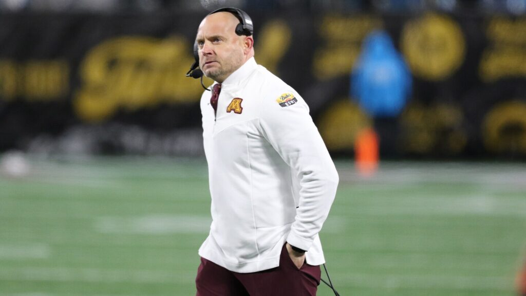 Minnesota extends P.J. Fleck’s contract by 1 year through 2030 with retention bonus bump