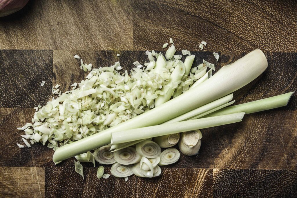 Should You Add Lemongrass to Your Diet? Here’s What the Research Says