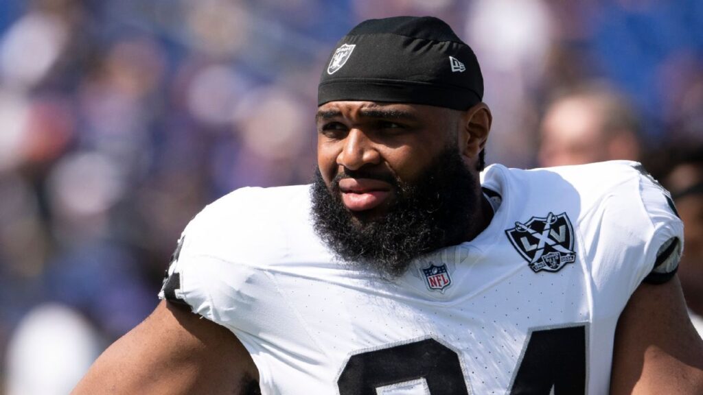 Source - Christian Wilkins' kiss made Raiders player uncomfortable