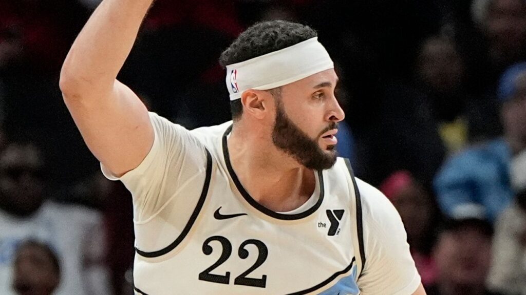 Sources - Cavaliers add Larry Nance Jr. on one-year deal