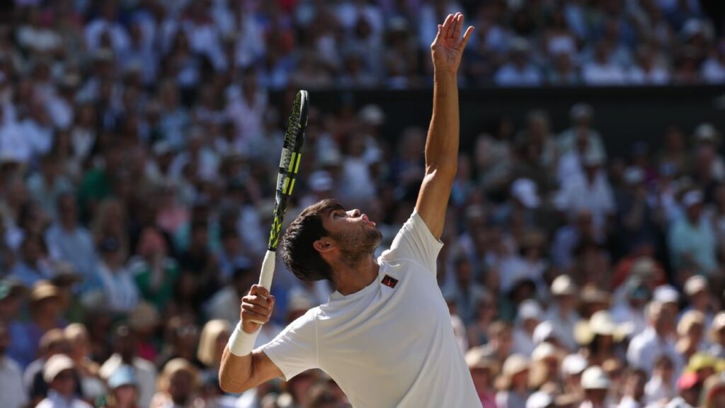 The serve-and-volley may be a dying art -- but it's extremely effective still