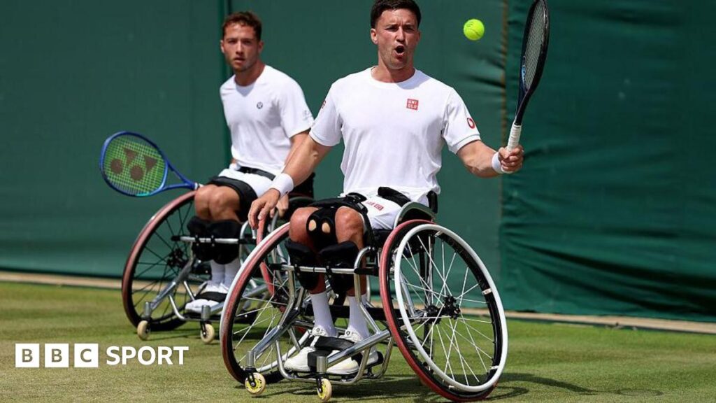Alfie Hewett and Gordon Reid in action