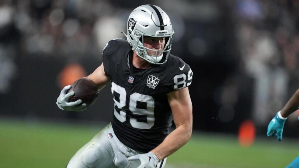 2025 Fantasy Football Draft Day Targets: Brock Bowers, Jerry Jeudy, and the players Heath keeps drafting