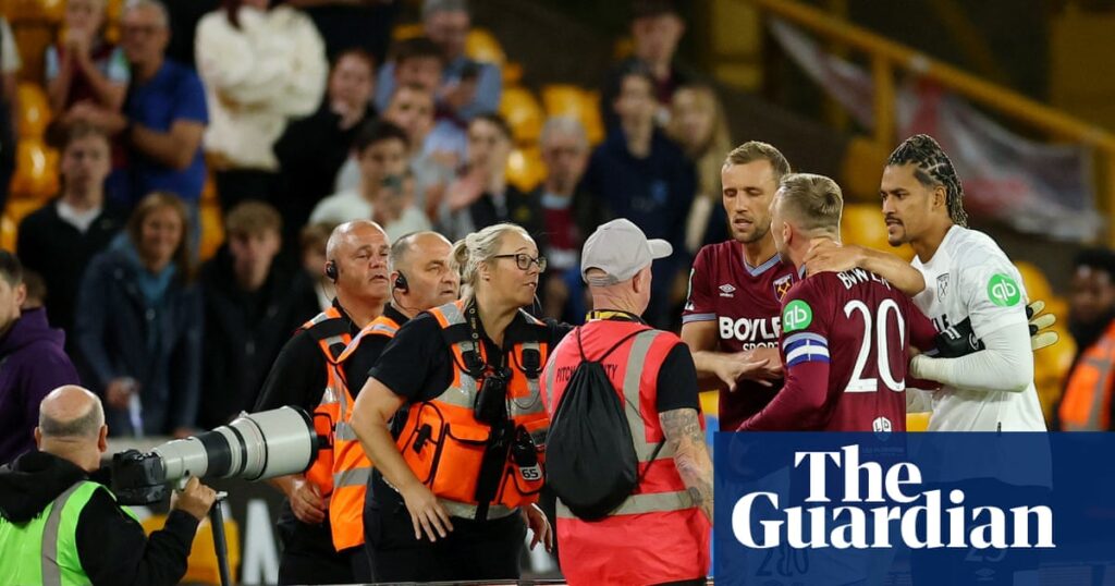Carabao Cup roundup: Wolves’ Strand Larsen stuns West Ham as Bowen apologises to fans | Carabao Cup