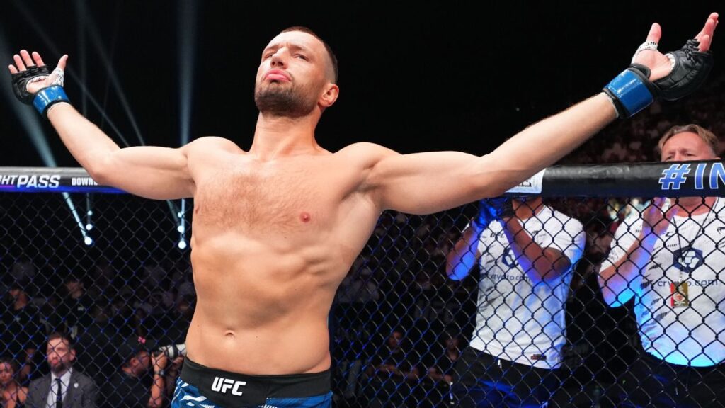 De Ridder gets Hernandez next in Oct. 18 UFC headliner