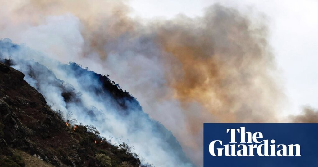 Firefighters tackle blaze at Arthur’s Seat landmark in Edinburgh | Edinburgh