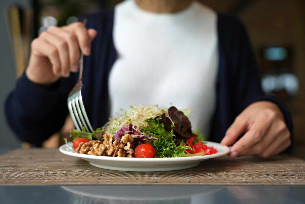 Foods To Eat and Avoid To Manage IBD Symptoms and Reduce Flare-Ups