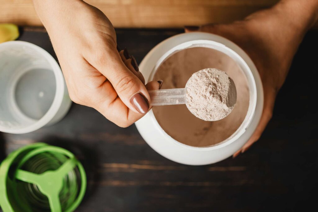 How Much Creatine Should You Take Per Day?