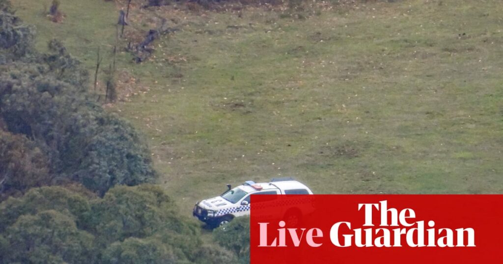 Porepunkah shooting live: police victims named; up to one metre of snow forecast for Victoria’s alpine areas as manhunt continues | Porepunkah shooting