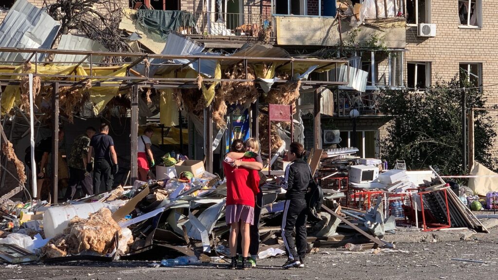 Russia's 'massive strike' on Ukraine overnight kills 1, injures 29, Ukrainian authorities say