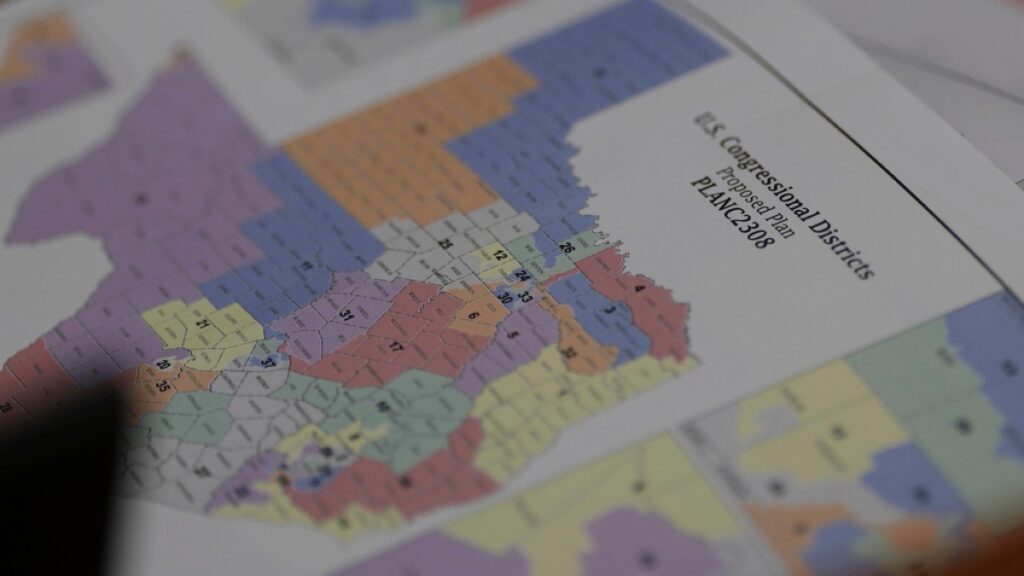 Texas Democrats leave state to block vote on new House map backed by Trump | Donald Trump News