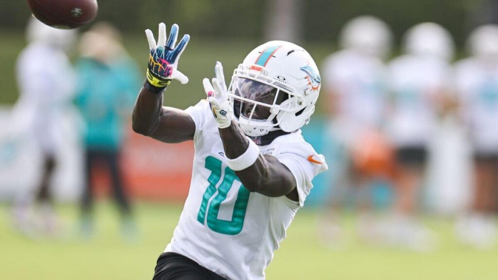 Tyreek Hill's future with Dolphins draws interest from multiple NFL teams, per report