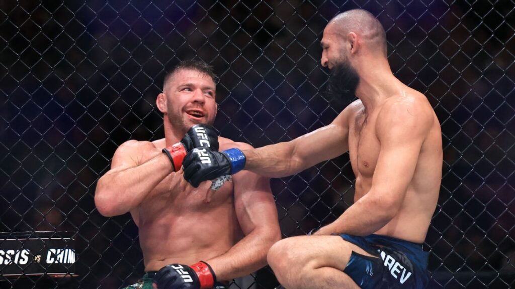 UFC's Dricus du Plessis warns he will 'return the favour' to haters after loss to Khamzat Chimaev