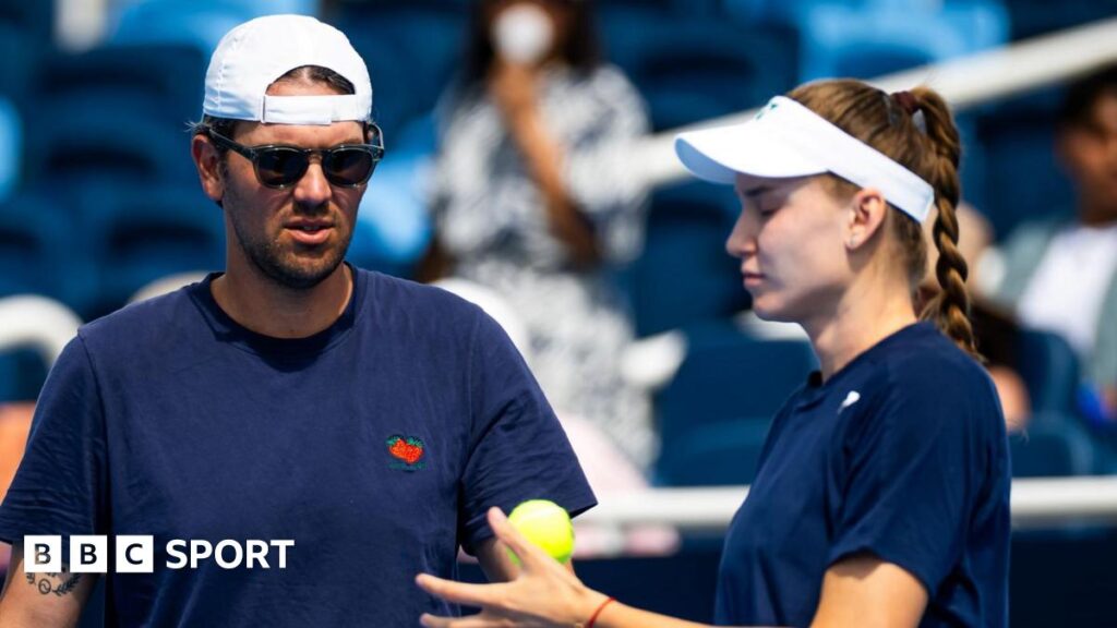 Elena Rybakina trains at the 2025 US Open under the eye of coach Stefano Vukov