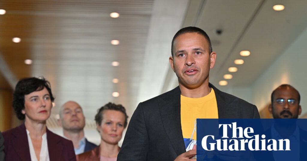 Usman Khawaja says Labor has been ‘100% too slow’ to ban gambling ads to protect children | Australian politics
