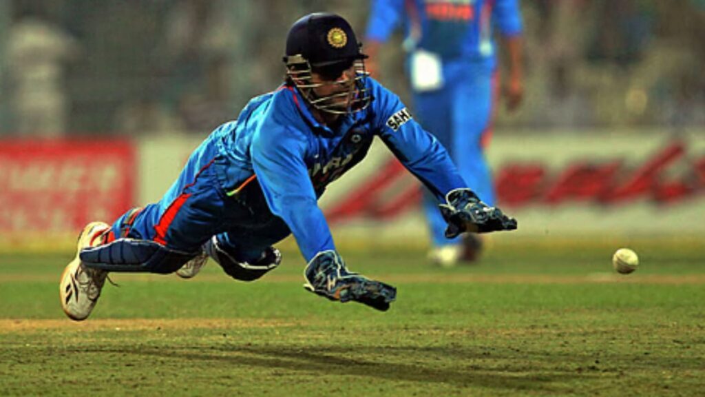 MS Dhoni has recorded 1286 dismissals as a wicket-keeper in 959 professional matches. (File)