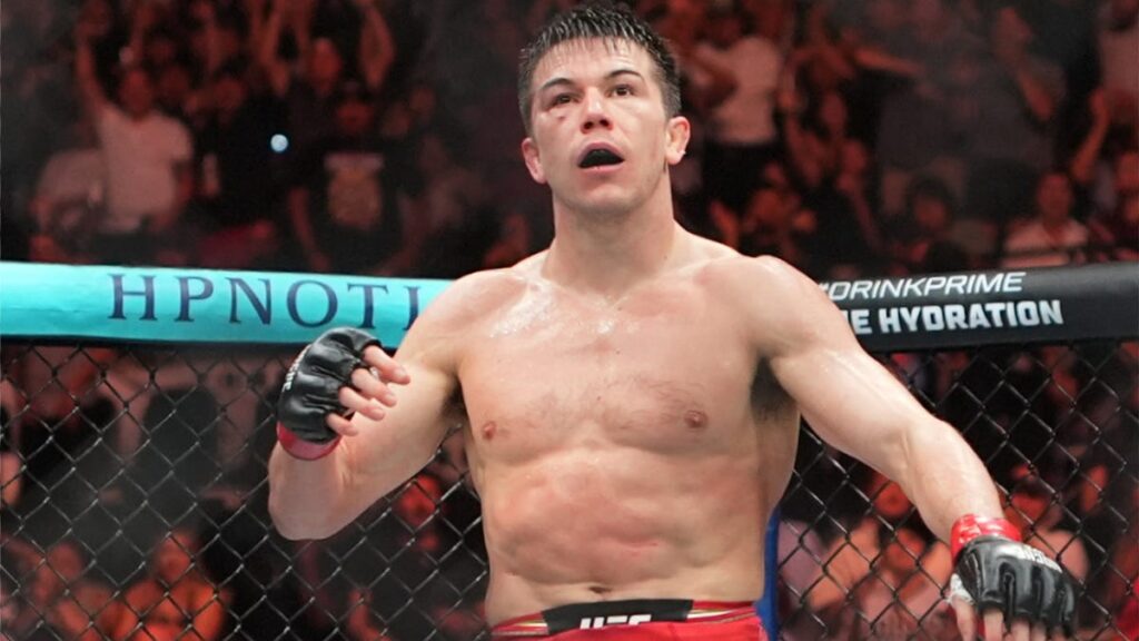 Alexander Hernandez says right hand 'doing its goddamn job'