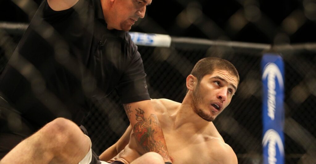 Belal perfect warm-up bout for underdog Jack Della for Islam at UFC 322