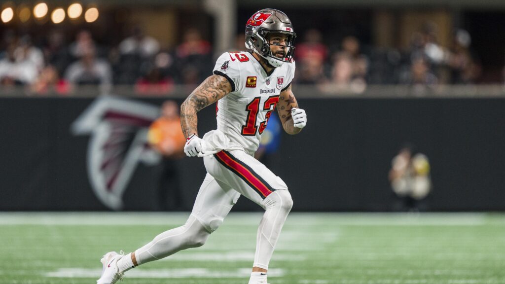 Bucs GM Tries to Explain Mike Evans' Success, 'Why Is Michael Jordan Michael Jordan?'