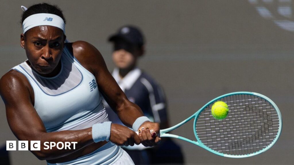 Coco Gauff playing a backhand