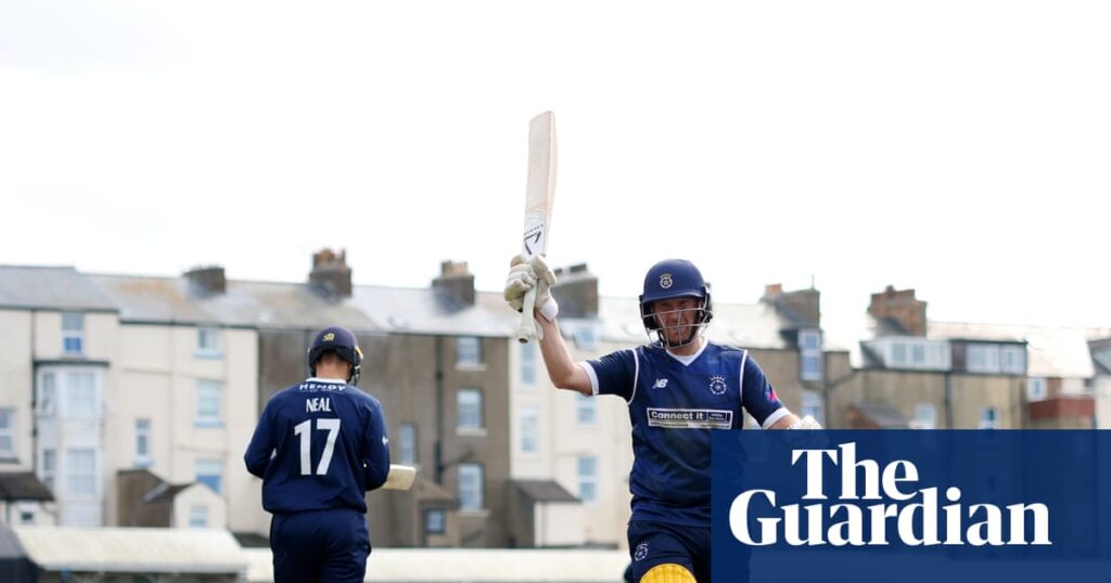 County cricket: Worcestershire and Hampshire reach One-Day Cup final | Cricket